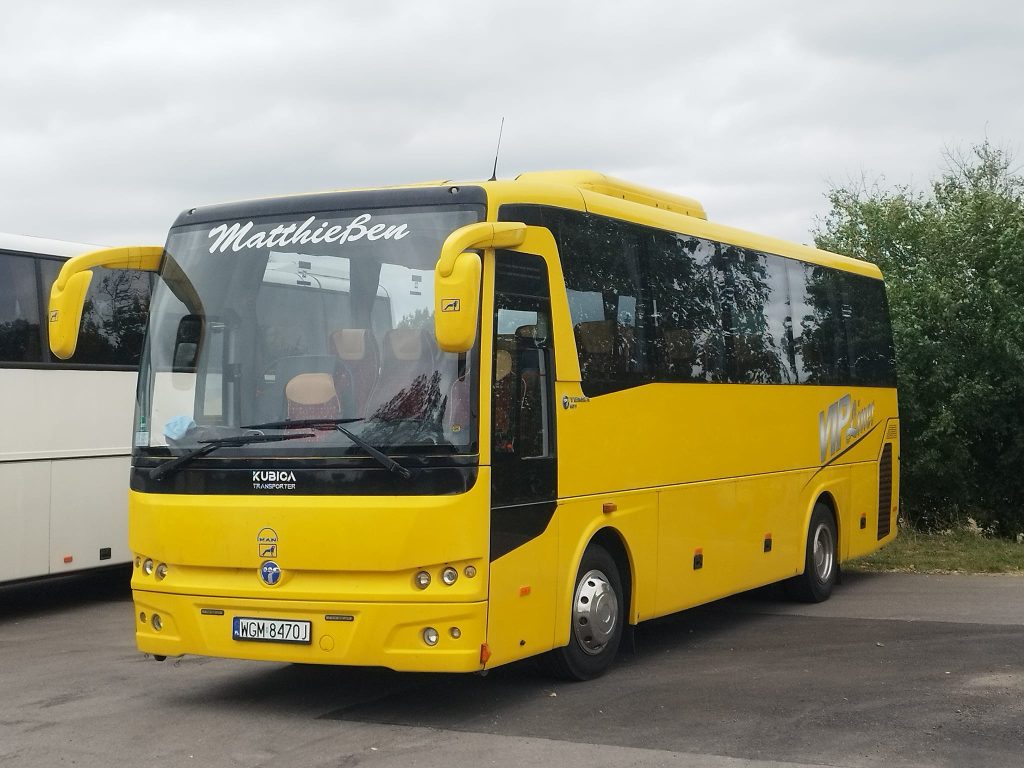 Wynajem autokarów autobusów Łódź – Wycieczki szkolne, firmowe, wesela | Kubica Transporter